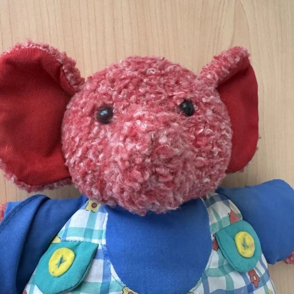 Vtg Oshkosh‎ Osh Kosh Red Sherpa Elephant In Plaid Overalls Baby Plush Toy RARE